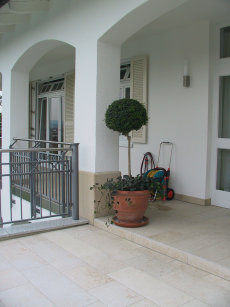 stonetec1167006.jpg