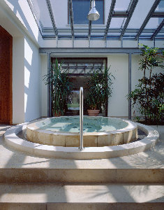 stonetec162006.jpg